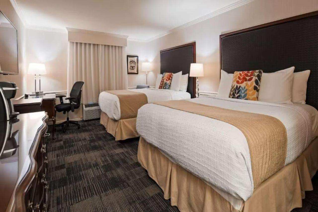 Wingate By Wyndham Bellingham Heritage Inn Экстерьер фото