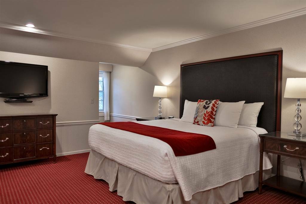 Wingate By Wyndham Bellingham Heritage Inn Экстерьер фото